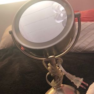 Make up mirror with light